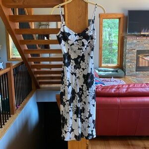 NWT Express Floral Dress size 1/2